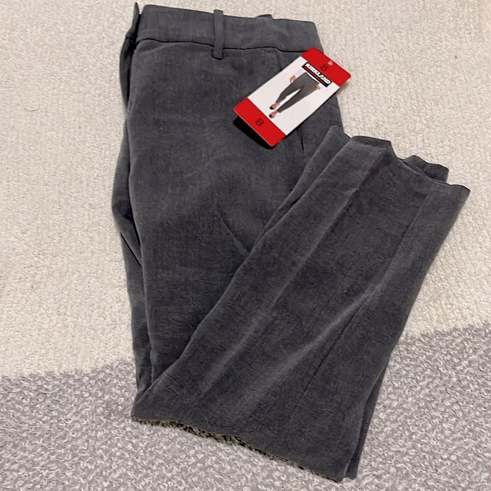 NWT- Kirkland Signature- 8. 27” Inseam Ankle Pant - Picture 1 of 7